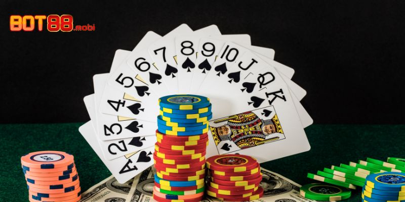 Quan sát đối thủ trong quá trình chơi Poker